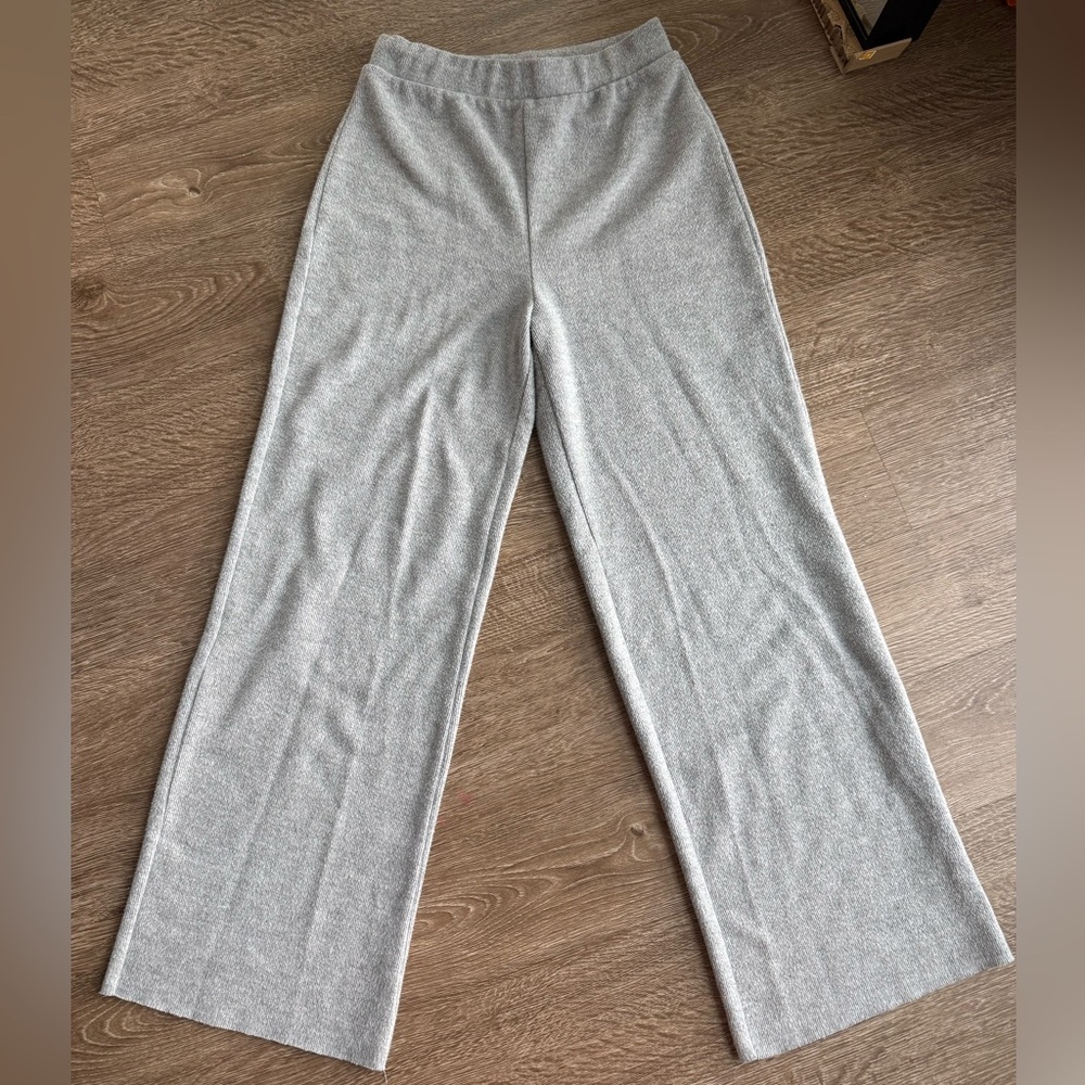 Zara Light Gray lounge Pants women’s size small